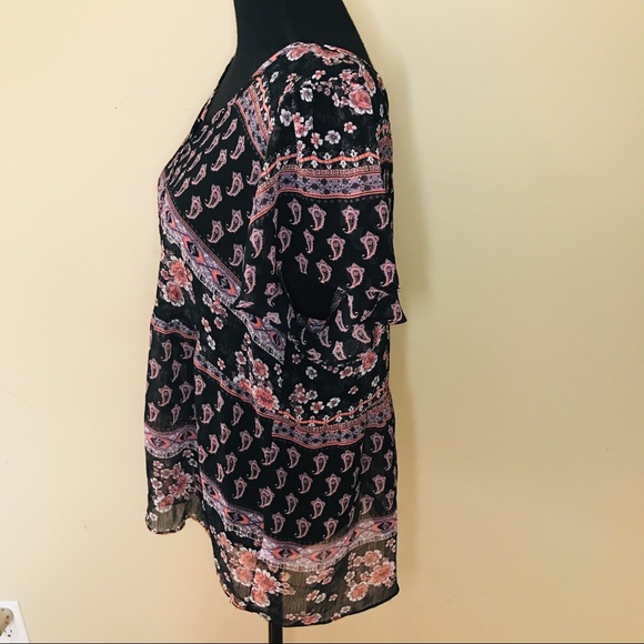2/$20 Black Floral Paisley Button Down Top Size XL - Picture 5 of 7